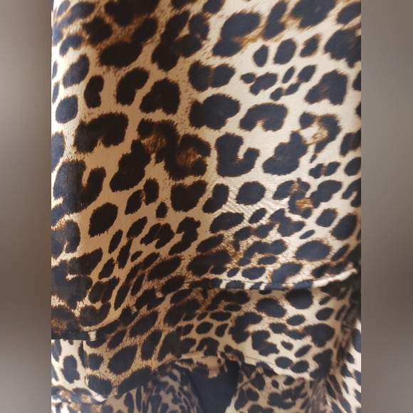 Zara animal print  sleeveless blouse size medium - Picture 3 of 4